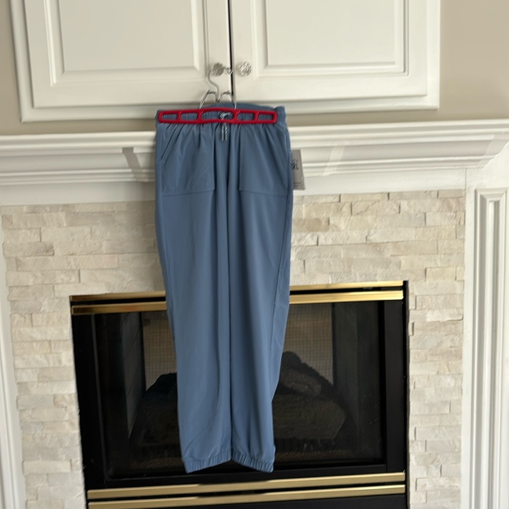 Athleta girl unlined jogger